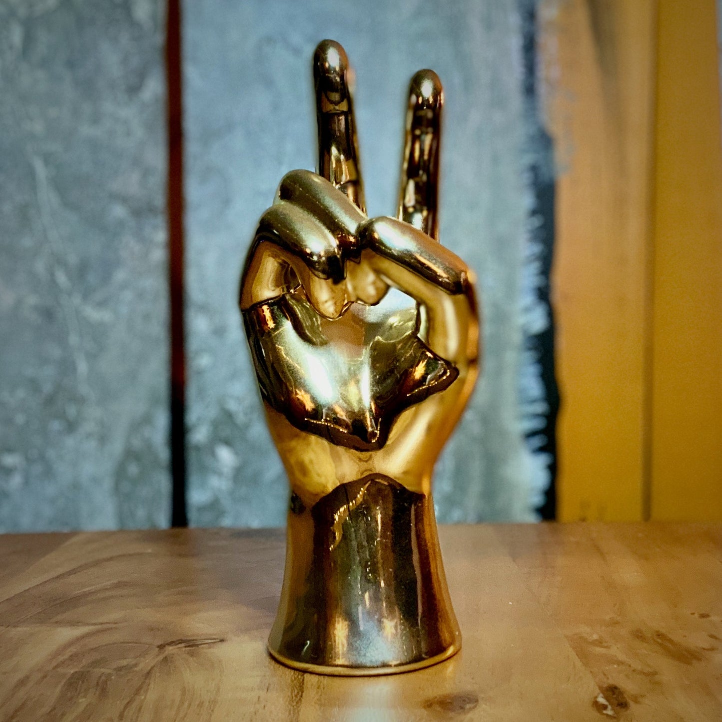 Decorative Display Hand Gold 8"